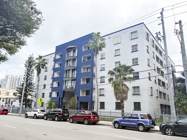 Rio Plaza Condominium North photo 2